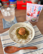 今日の朝ごはんは玉露園の梅こんぶ茶を使ってお茶漬け🍚🍵と、キンキンの梅こんぶ茶！冷たい水でもサッと溶けて飲みやすいよ玉露園の梅こんぶ茶大好きで1日何杯も飲んじゃうんやけどコレは減塩タイ&hellip;のInstagram画像