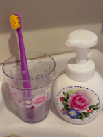 今日は歯ブラシpr歯ブラシだけ写すのもどうかなとカップとハンドソープにもペイントしてみました。ペイントはまた別の記事で。歯ブラシは使ってみてびっくり‼️ちょっと大きいかなと思いながら磨いた&hellip;のInstagram画像