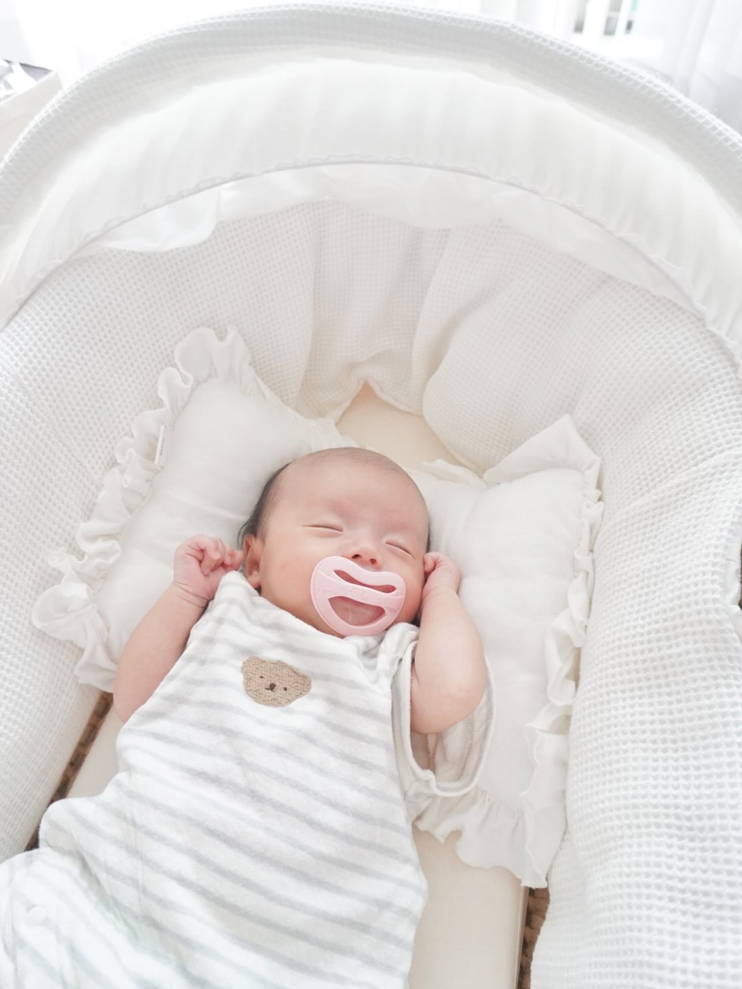 口コミ投稿：クラプロックスベビー おしゃぶりを使ってみたよ👶🏻🤍中々、息子の口の形に合うおしゃ…