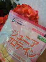 WINZONE ジュニアプロテイン 1袋（600g）いちごバナナ風味をお試ししました。こちらは成長期の子供でも飲みやすさを意識して作られたプロテインになります。パケはチャック付きの袋なので毎日の&hellip;のInstagram画像