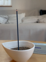 ・・世界を旅するお香「フレグランスメモリーズ」「香りで旅する」というテーマがとても新鮮。火をつけた瞬間、ふわっと漂う香りが、視覚や音よりもダイレクトに感覚を刺激してくれました。お部屋に&hellip;のInstagram画像