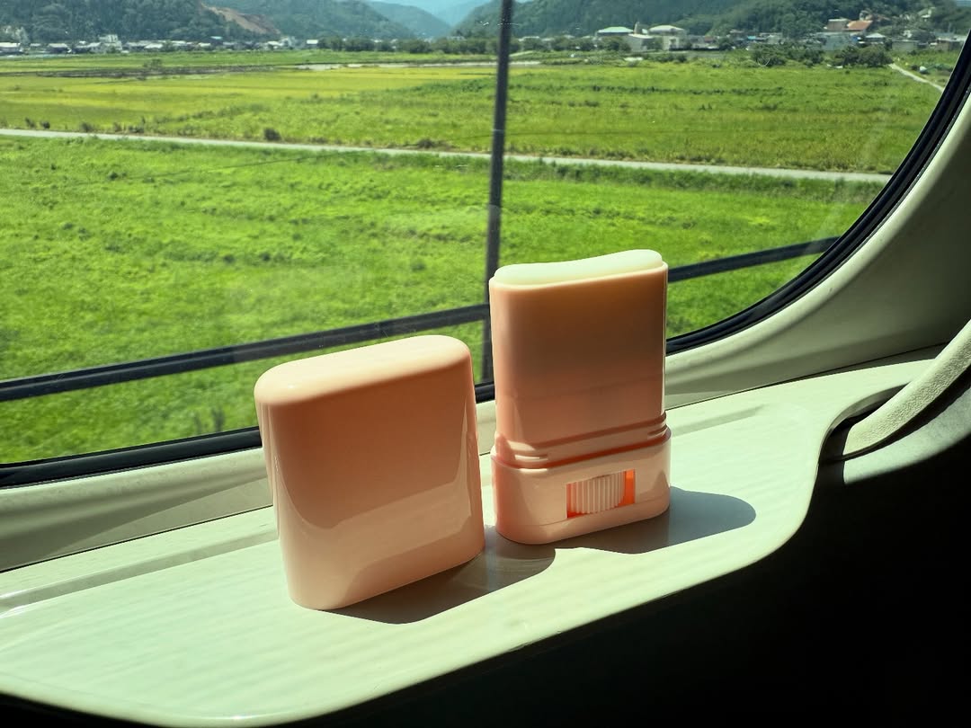 口コミ投稿：その塗りやすさ、女神🗽この夏出会った日焼け止め使い勝手が女神級直塗りタイプなので…