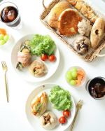 breakfast🥖この日は、「ぱん結び」でお取り寄せしたパンで朝こぱん🥖@pan_musubi&bull;&bull;「ぱん結び」&nbsp;は、全国の名店の冷凍パンがお取り寄せできるオンラインサイト♡自&hellip;のInstagram画像