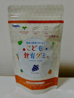「こども食育グミ」毎日おやつ代わりに食べています。こども食育グミは、骨の土台を作るコラーゲンと、その上にくっついて骨を形作るカルシウム、カルシウムの体への吸収を助けるビタミンDを配合。さらに、内側か&hellip;のInstagram画像
