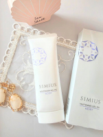 SIMIUS『薬用ホワイトニングジェルEX モイスト/スリムタイプ』年々シミが気になるようになってきたのでホワイトニングジェルを試してみたっ美白系のスキンケアって白いクリームのイメージだけど、&hellip;のInstagram画像