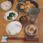 いい豆腐を買ったので#寺岡有機醸造 #有機ゆずぽん酢 を使って冷奴に。柚子の香りが上品でとても贅沢〜♡メインががっつりチキンステーキだったのでさっぱりめのおかずがおいしかった😀✨.#PR .&hellip;のInstagram画像