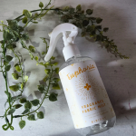 【この時期楽しみたいキンモクセイ】ツーウェイワールド株式会社さんの、「BIBIDAY Euphoriaキンモクセイの香り」のファブリックミスト。どこか懐かしいキンモクセイの香りが、布製品用スプ&hellip;のInstagram画像