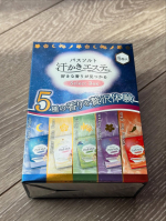 汗かきエステ気分　分包セレクトボックスおうちでエステ気分🛁今回はスウィートドリームがすごい気に入ったのでご紹介します♡スウィートムスクの香りでパープルレッドの色合い♪保湿成分ビルベリー葉エキ&hellip;のInstagram画像