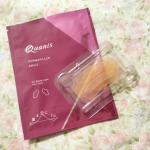 ほうれい線まわりがケアできるマイクロニードル化粧品「ダーマフィラー スマイル」目もとまわりがケアできるマイクロニードルパッチはよく見かけますが、ほうれい線まわり専用のものって初めて！独特な形状を&hellip;のInstagram画像