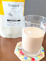 30代後半、どんよりお腹が気になるので、毎日、飲むコーヒーを@funandhealth_officialSlimore Coffee（スリモアコーヒー）に、かえてみました☕💛味は、マイルドで、&hellip;のInstagram画像