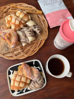 新田ゼラチンさまの顆粒タイプのコラーゲン「コラゲネイドHG」お試しさせていただきました🌿ピンクのパッケージ詰め替えボトルが可愛いコラゲネイドHG1日6g 計量スプーン2杯を目安に好&hellip;のInstagram画像