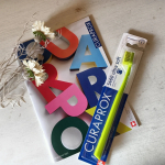 【家族皆でクラプロックス】息子から使い始めて、磨き心地、磨いたあとの歯のツルツル感、カラーの豊富さのトリコに。息子、私が使って暫くして、主人も。「クラプロックス CS5460」ブラシの毛の本&hellip;のInstagram画像