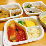 今日の晩ごはん。美味しい・便利・健康的を兼ね備えた冷食ブランド『Kitchien C&D』レンチンで🆗塩分や糖質などそれぞれ考えてある冷食おかず。今日はお昼が外食だったので塩分多めって事で夜は&hellip;のInstagram画像