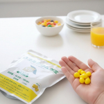 どもの成長期、カルシウムって本当に大事だけど、なかなか積極的に摂らせるのって難しいですよね&hellip;🥺そんな悩みを解決してくれるのが、今回モニターさせていただいている「カルシウムグミ（レモン味）」！🎉これ&hellip;のInstagram画像