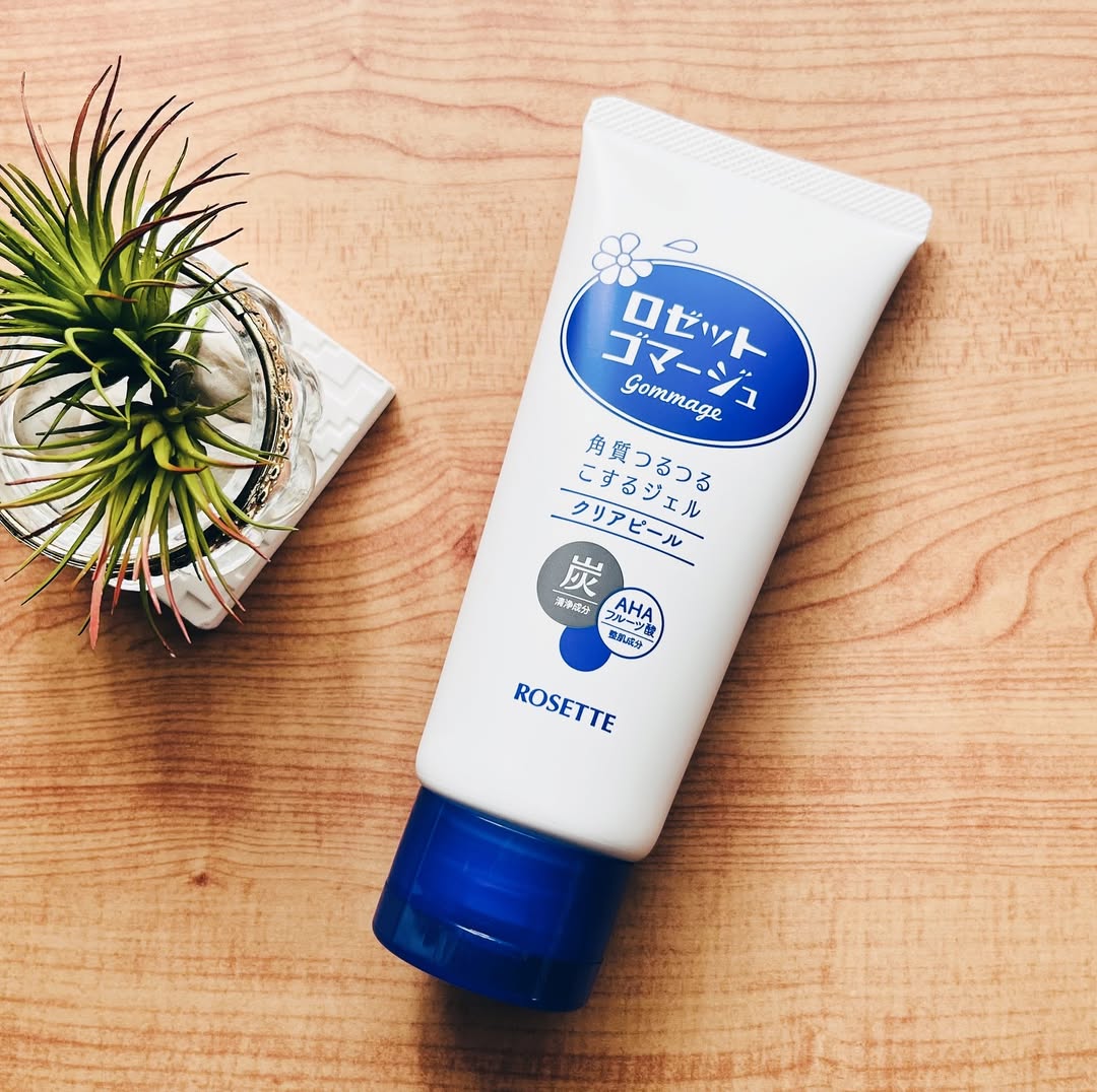 口コミ投稿：日頃の洗顔だけでは落としきれない不要な古い角質。⁡角質オフすると毛穴のザラつきも…