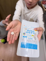 カルシウムグミでお世話になっている、すくすくのっぽくんのサプリ。、たった2粒に胚芽玄米由来のGABA 28mg、乳酸菌が100億個、鉄分3.5mg（1日推奨量の51.5％）、亜鉛1.2mg、V.B6が&hellip;のInstagram画像
