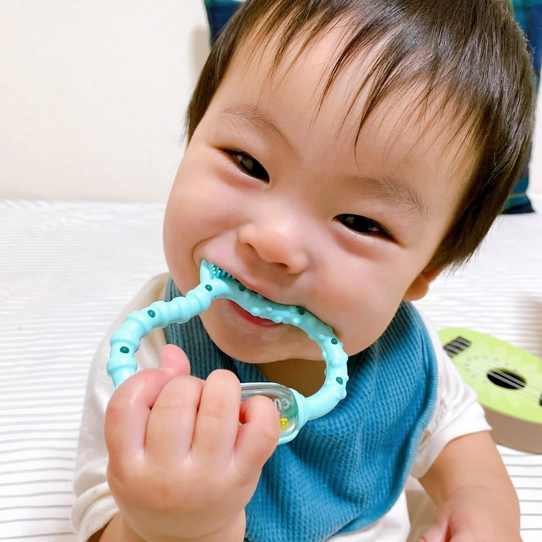 口コミ投稿：​​.​​上下乳歯が出てきたので​​そろそろ歯がためアイテムをと​​思っていました👶​​​​…