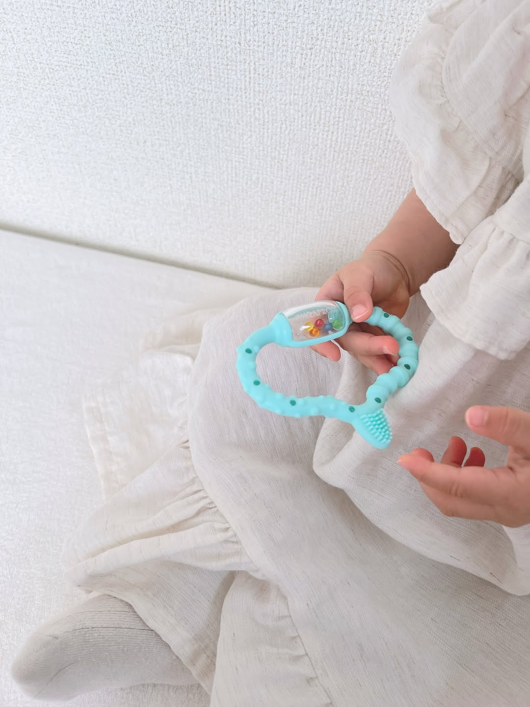 口コミ投稿：˗ˏˋ  𝑡𝑒𝑒𝑡ℎ 𝑐𝑎𝑟𝑒  ˎˊ˗@curaproxbabyjapan samaの歯がため🦷　カラフルなリングが視覚…