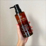 オーロラシャンプー💕頭皮に栄養を与え、髪を健やかに保つスカルプシャンプーです🌸&ldquo;美しさ&rdquo;の象徴となるバレリーナのために開発された、特別なシャンプーなんだとか✨何本もリピートしていますが、私&hellip;のInstagram画像