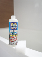 バイオサイクル/浴室・洗面台パイプ用液体タイプ自然の力で汚れを分解するバイオ菌配合の洗剤。塩素系ではないので、ツンとした薬品臭がありません。それでもぬめりや臭いの原因となる汚れをしっかり分解&hellip;のInstagram画像