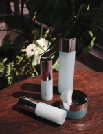 ⧉コラリッチソア🌿@colarich_official 肌に寄り添うようなやさしさと、心地よいテクスチャーが魅力のスキンケアシリーズ。とろみ化粧水〈セットアップローション〉でうるおいを与え&hellip;のInstagram画像