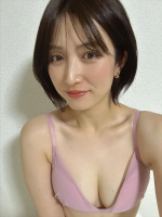 絶賛愛用中🙋&zwj;♀️村重杏奈ちゃんプロデュースブラ😎new colorピンクも可愛い🩷つけ心地軽くて程よく盛れる😏私のお気に入りーー🩷#PR #株式会社HRC #TOLEETY軽やかストレス&hellip;のInstagram画像