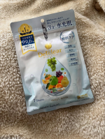 DETクリア🍐ブライト&ピール🍇シートマスク肌のカサつき、くすみ、肌のごわつきのケアがこのシートマスク1つ🙆たった3分で完了✨時短ケア！角質ケア、毛穴ケア、透明感、鎮静、保湿！それに加&hellip;のInstagram画像