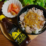 👩&zwj;🍳💜可愛いレモンのデザインが目を引く『寺岡家のダブルレモンぽんず🍋』瀬戸内で育ったレモンの果汁とピューレをダブルで使用‼︎‼︎✨まずはポン酢のみで味見😋レモンの存在感をしっかり感&hellip;のInstagram画像