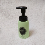 ロゼット洗顔サボン スムースウォッシュをお試しさせていただきました。泡もち＆弾力のある石けん泡でうるおいを守りながら、毛穴汚れを手軽にすっきりと洗い落としてくれるそうです。肌悩みに合わせた美&hellip;のInstagram画像