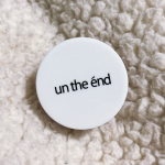 .✨アンジエンド✨ピンクプライマー毛穴や肌の凹凸を補正してくれる優秀な化粧下地です🥹💓ポイント用の下地として小鼻周りや頬の凹凸にちょこちょこっと使うだけでファンデーションののりが良く&hellip;のInstagram画像