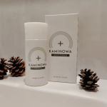 ○髪の健康にも気をつけたい年頃ジェル状の薬用育毛剤のkamlnowaで每日サッとケアしていますとろみのあるジェルが液垂れせずに頭皮に密着してくれるのでストレスフリー塗りやすくて大好きで&hellip;のInstagram画像