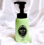 ,ロゼットから泡洗顏が誕生#洗顔サボンスムースウォッシュ（毛穴すっきりクリア）クレイ ✕ ビタミンC誘導体配合石けん由来の濃密もち泡で密着 ✕ 吸着 ✕ 分解潤いを守りながら毛穴汚れ&hellip;のInstagram画像