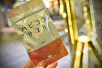 #PR新田ゼラチンさんのハピコラサプリ！前回はドリンクタイプを飲みましたが今回はタブレットタイプを。小さい粒なのが良い。コラーゲンペプチドにプロアントシアニン・ビタミン類も配合されてます💚#P&hellip;のInstagram画像