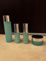 コラリッチ ソア 4点フルラインセットで、秋の朝晩スキンケア！！朝と夜で美容液を分けるって、すごい丁寧だと思わない！？使い分けることで、なんかリッチな気分にもなれたり♡朝はお肌にすーっと馴染&hellip;のInstagram画像