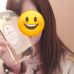 テンスターHenaReborn ホットオイルトリートメントを使っています✨温感タイプのトリートメントは今まで使ったことがありませんでしたが浸透が高まっている気がしていいです。髪もまとまりやすくなった気&hellip;のInstagram画像