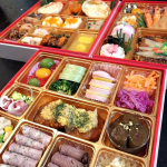 ..🎍2026 蔵王福膳で一番人気の新春おせち🦐一足先に来年のおせちをお試しさせていただきました🩷3段の種類た〜くさんの豪華なおせち✨ちゃんとしたおせちは買ったことないので豪&hellip;のInstagram画像