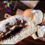 .全国の美味しいパンが冷凍でお取り寄せできる「ぱん結び」さま（@pan_musubi）から嬉しいお届けもの😊びっくりするほど大きかったコッペパン4種に8枚切りの食パン😲コッペパンはリベイクする&hellip;のInstagram画像