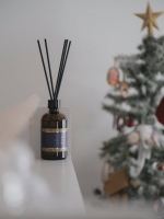 ✎𓂃 𝘥𝘪𝘧𝘧𝘶𝘴𝘦𝘳🌼.&bull;　@nipponkodo_japan のフレグランスブランド「かゆらぎ」から金木犀の香りのディフューザーをお試しさせていただきました𓂃𓈒𓏸　スティックの&hellip;のInstagram画像