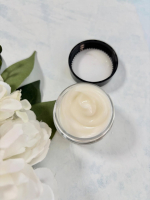 .いよいよ乾燥が気になってきてお化粧してなくてもカサカサが気になります😢普段から保湿力高めの化粧品を使用していますが強力な味方を投入しました✨明色化粧品さまのリモイストクリーム＜リッチ&hellip;のInstagram画像