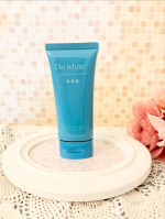 ✨薬用天然クレンジング「Do White+（ドゥホワイトプラス）」✨チューブタイプを今回も使ってみました♡大好きでリピートしてるクレンジング。メイクなじみがよくて、するんと落ちるのに、洗い上が&hellip;のInstagram画像