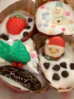 共立食品さまよりクリスマスの手作りが楽しめる製菓材料の詰め合わせをいただきました。子供と一緒作り楽しいかったです。#PR #共立食品株式会社 #共立食品 #クリスマスミニケーキキット #mon&hellip;のInstagram画像