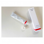 ....空気も乾燥してるけど、肌も乾燥気味🫠💦.ここ数年前から 手の甲が気になってきて血管が浮き出てきてるのーー泣.保湿したらマシになると聞いて、とりあえずハンドクリームしてたけど&hellip;のInstagram画像