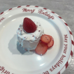 ⁡⁡⁡もう少しでクリスマス🎄✨⁡⁡⁡⁡親子で簡単手作りケーキ🎂がおすすめ❤️⁡⁡⁡共立食品さんのクリスマスミニケーキキットを使って作ってみたよ🫶⁡⁡⁡卵１個と　牛&hellip;のInstagram画像