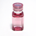 HABAローズスクワラン 15mL高品位「スクワラン」にダマスクローズの天然精油※1を独自の配合でブレンドした特別なスクワラン。化粧水の後に使っています。べたつかずしっとりした使用感です。ふ&hellip;のInstagram画像