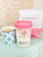 ＼コラゲネイドHG／立ち仕事が多くて、夕方になると腰や膝が重だるくなりがち。そんな毎日をサポートしてくれるのがコラゲネイドHGです🤍コラーゲンペプチドに加えてヒアルロン酸グルコサミン&hellip;のInstagram画像