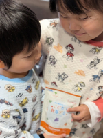 🍇4歳の息子も、6歳の娘も大好きになったスクスクのっぽくん@sukusukunoppokun「幼児期の食べるチカラを育てる！こども食育グミ」✨1日6粒（目安）に、カルシウム、ビタミンD、コ&hellip;のInstagram画像