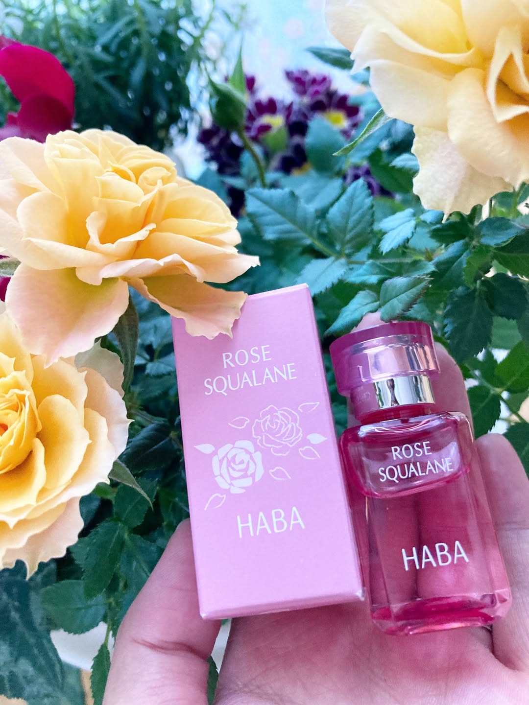 口コミ投稿：..最近毎日使うたびに癒されてるこちら💕スクワランにダマスクローズの天然精油※を配…