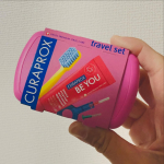 クラプロックスのトラベルセット✨掌にすっぽりおさまっちゃうコンパクトタイプ♪すんごい小さいんですよ！この中に歯磨き粉と歯ブラシが入ってるの😆セット内容は🪥CS5460（天使の歯ブラシ&hellip;のInstagram画像