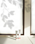 @k.tyhas🤲　　使ってみたかったDr.ハウシュカのハンドクリーム🤲　ガサガサ手指の救世主💓うるおいを与えながら保護してくれるような感じでべたつかないところがお気に入り🎗️&hellip;のInstagram画像