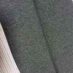 🩵最近の寝落ちアイテム🫶話題の 「ホッとする枕 ローフラット」。首と肩をじんわり温めてくれて、蒸しタオルみたいな気持ちよさ🥺✨低め設計だから首がラクで、フィット感も◎電源入れてすぐぽ&hellip;のInstagram画像